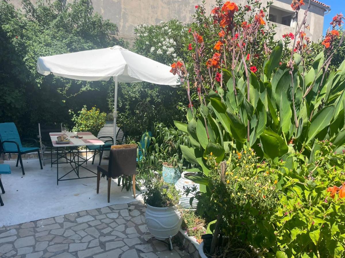 Garden Home Gaios Cameră foto